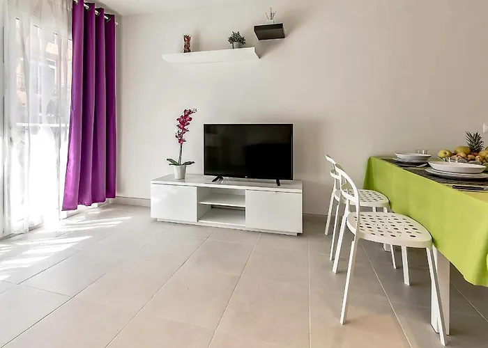Hortensia Suites Apartments, Los Cristianos, Tenerife