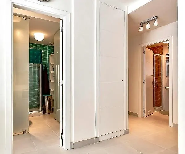 Hortensia Suites Apartments, Los Cristianos, Tenerife アパート *