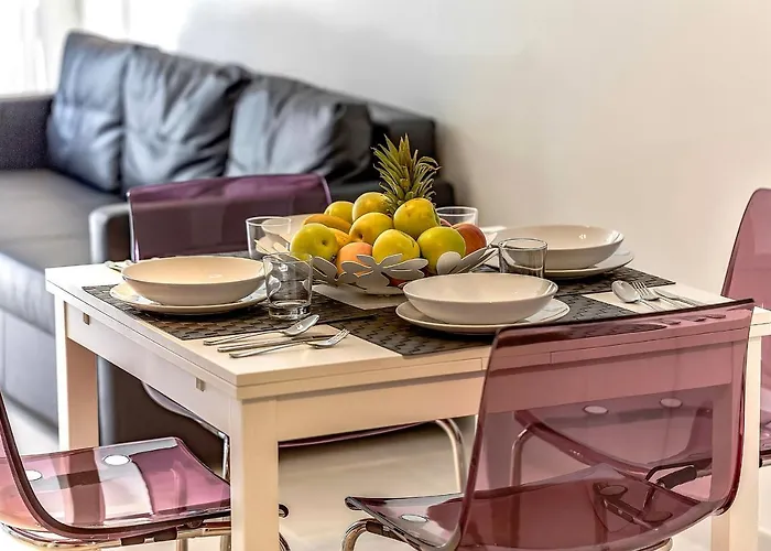 Hortensia Suites Apartments, Los Cristianos, Tenerife * Лос Кристианос