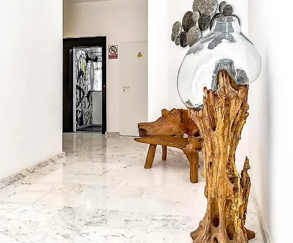 Hortensia Suites Apartments, Los Cristianos, Tenerife *