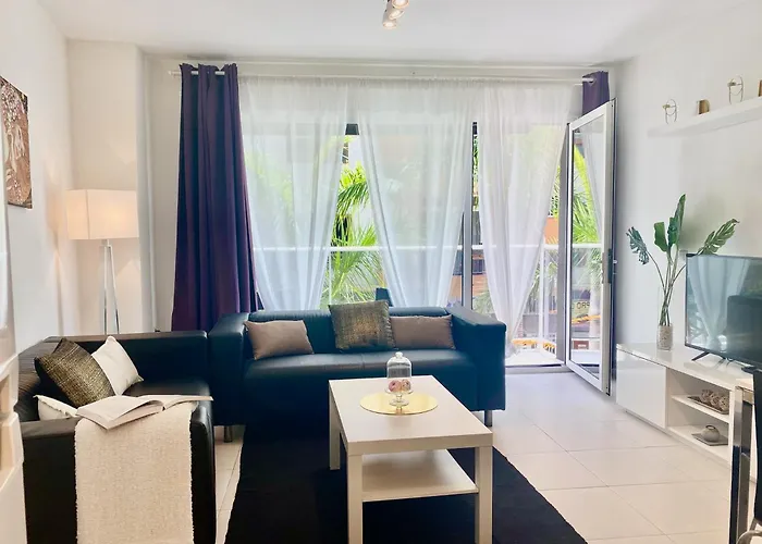 Апартаменты Hortensia Suites Apartments, Los Cristianos, Tenerife *