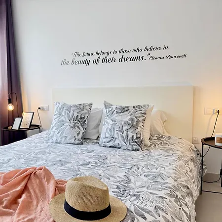 Hortensia Apartments, Cristianos, Tenerife アパート