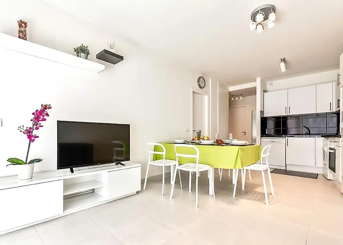 Hortensia ,los Cristianos Apartment *